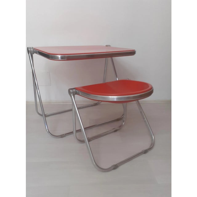 Giancarlo Piretti Plato Desk and Pluff Stool by Giancarlo Piretti for Anonima Castelli, 1970s, Set of 2 For Sale - Image 4 of 11