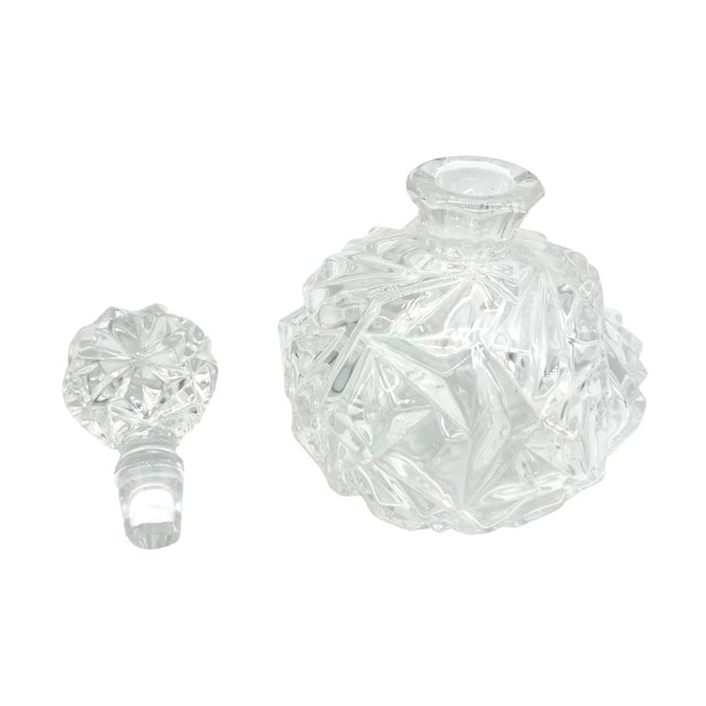 1980s Tiffany & Co. Rock Cut Crystal Perfume Bottle With Stopper – Hollywood Regency / Modernist For Sale - Image 9 of 11