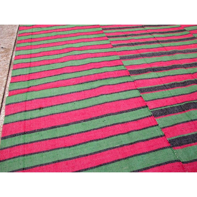 Rustic Galerie Shabab Collection Mid-20th Century Turkish Flatweave Kilim Accent Rug For Sale - Image 3 of 6