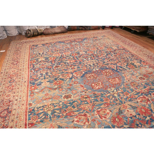 Traditional Nazmiyal Collection Large Antique Persian Sultanabad Rug For Sale - Image 3 of 8