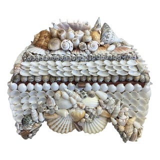 Footed Natural and White Mixed Shell Box For Sale
