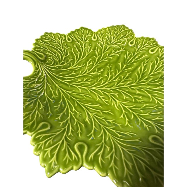 Light Green Vintage Ceramic Majolica-Style Leaf Shaped Dish For Sale - Image 8 of 9