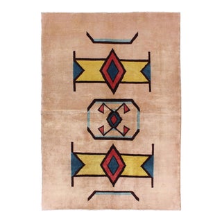 Geometric Mid Century Modern Rug in Champaign Background, Gold, Teal, Black For Sale