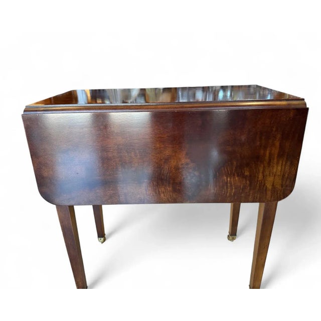 1980s Vintage Henredon Pembroke Table Aston Court, Drop Leaf For Sale In Tampa - Image 6 of 16