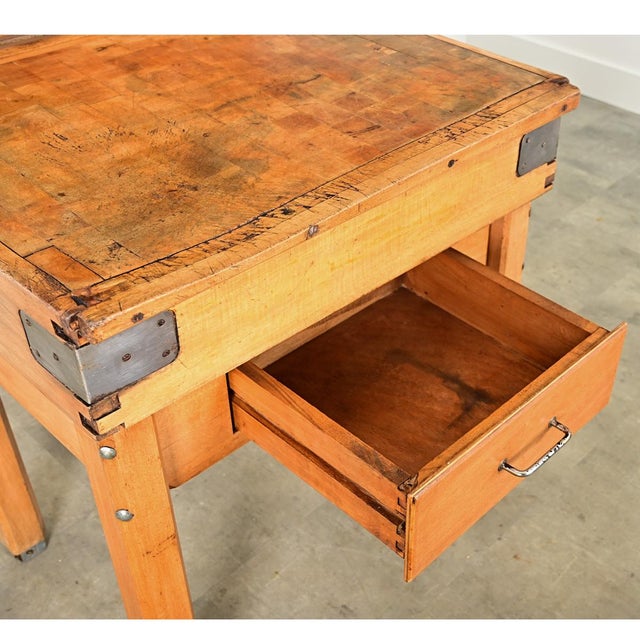 Early 20th Century French Early 20th Century Pine Butcher Block Table For Sale - Image 5 of 11