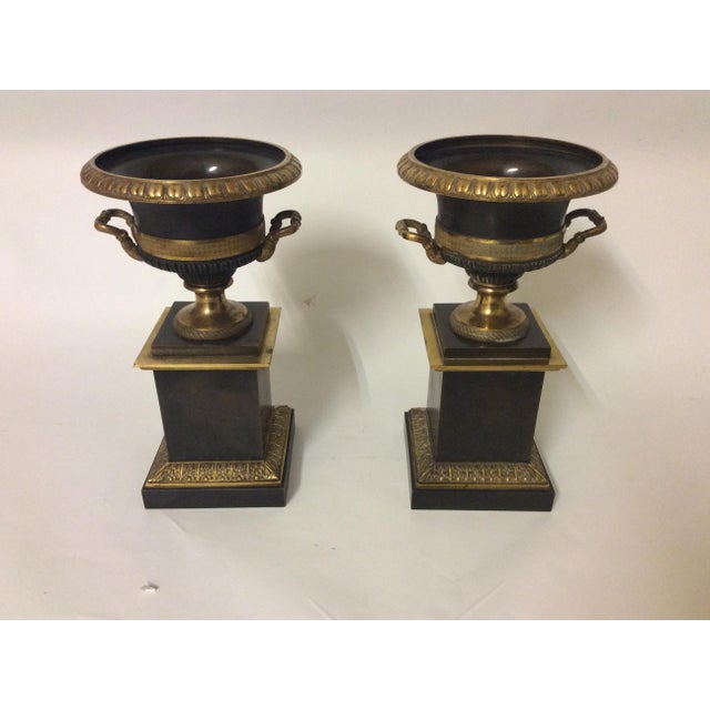 Cassolette in Gilded Chiseled Bronze, 19th Century, Set of 2 For Sale - Image 11 of 11