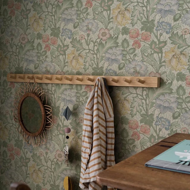 2020s Sample - Borastapeter Jane Mural in Leaf For Sale - Image 5 of 5