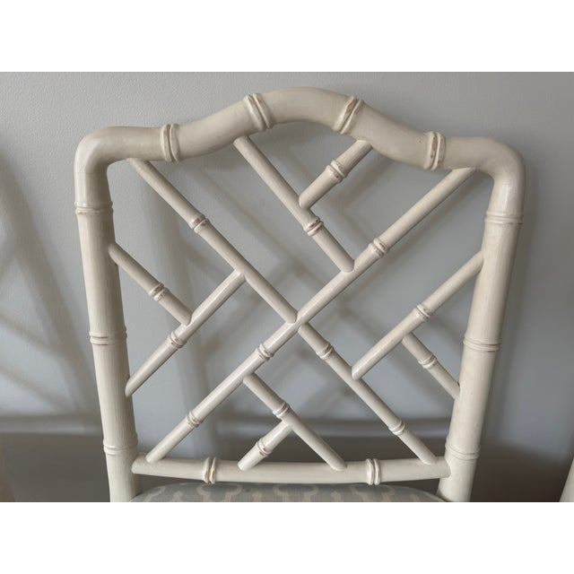 Attributed Ballard Dayna Faux Bamboo Chinese Chippendale Stools, Set of 3 For Sale In New York - Image 6 of 8