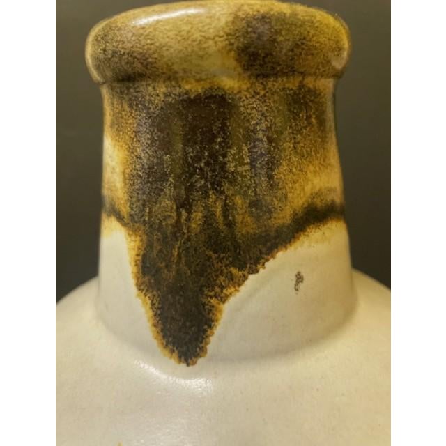 Alvino Bagni 1960s Mid-Century Modern Alvino Bagni for Raymor Earthtone Drip Glaze Ceramic Vase - 10 For Sale - Image 4 of 17