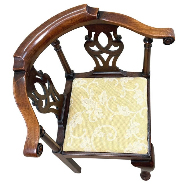 Antique Georgian Walnut Corner Armchair, 1750 For Sale - Image 14 of 17