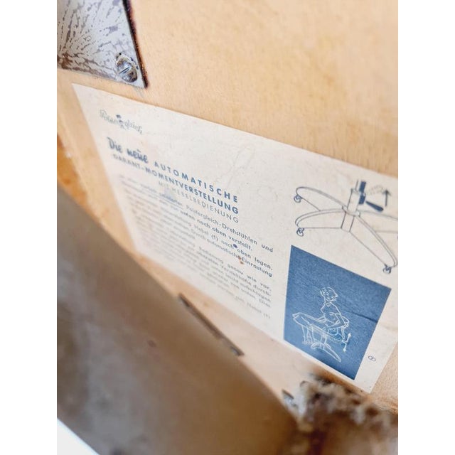 Bauhaus Swivel Office Chair in Wood by Polster Gleich, 1930s For Sale - Image 6 of 11