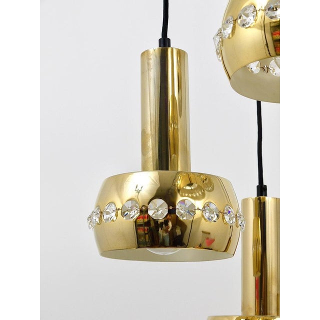 Metal Austrian Cascade Pendant Light in Brass and Crystals from Bakalowits & Söhne, 1970s For Sale - Image 7 of 18