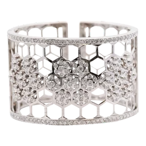 6.5 CTTW Round Cut Diamond Honeycomb Motif 18k White Gold Bangle Bracelet