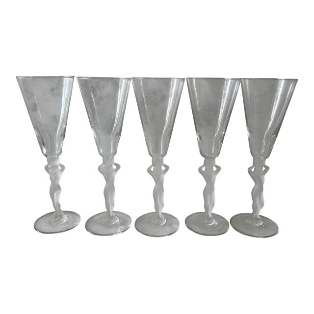 Set of 5 Vintage French Bayel Crystal "Venus" Champagne Flutes For Sale