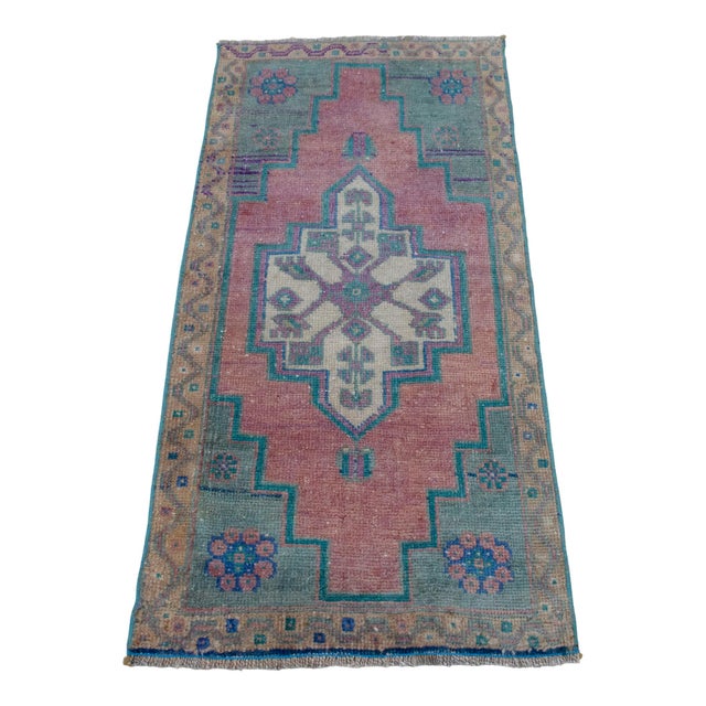 1970s 1970s Low Pile Hand Knotted Turkish Rug Faded Mat Kitchen Bathroom Decor Doormart- 19'' X 40'' For Sale - Image 5 of 13
