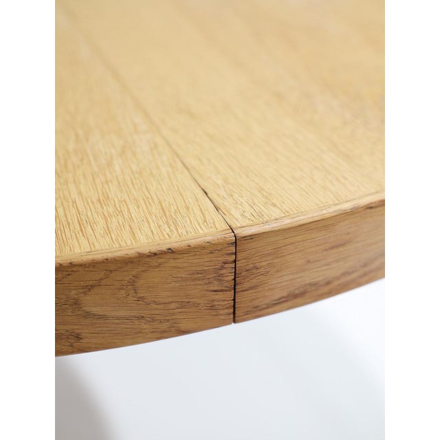 Danish Extendable Round Dining Table in Oak, 1960s For Sale - Image 17 of 18