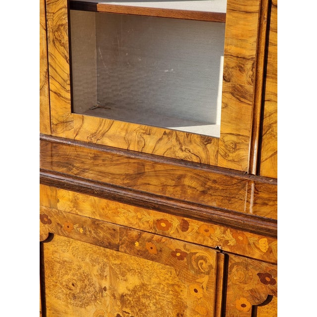 Khaki Mobile Living Room Bookcase Inlaid with Briarwood For Sale - Image 8 of 11