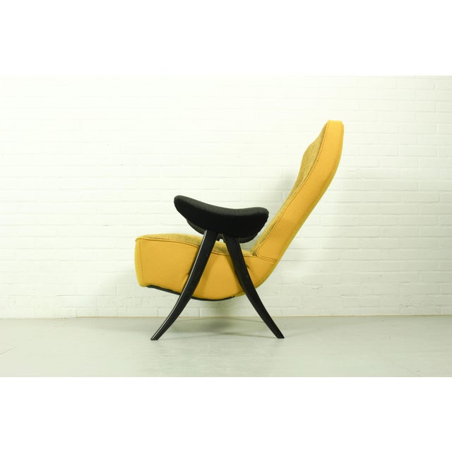 Vintage Model 107 & 137 Chairs in Kvadrat Hallingdal by Theo Ruth for Artifort, 1960s, Set of 2 For Sale - Image 6 of 18