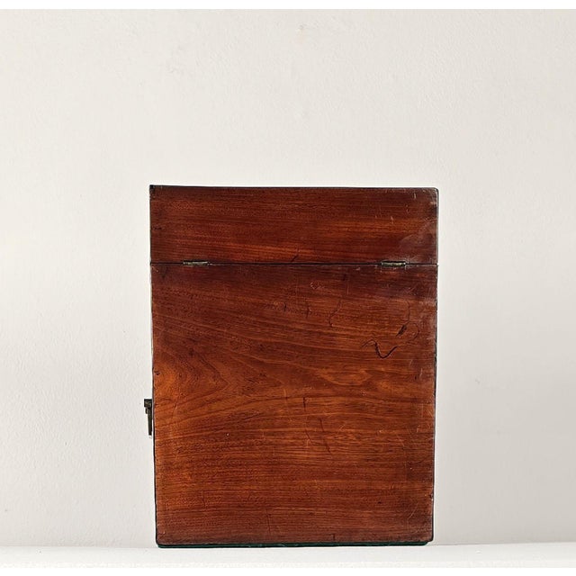 Rare Large Mahogany Cutlery Box, England Circa 1880 For Sale In San Francisco - Image 6 of 7