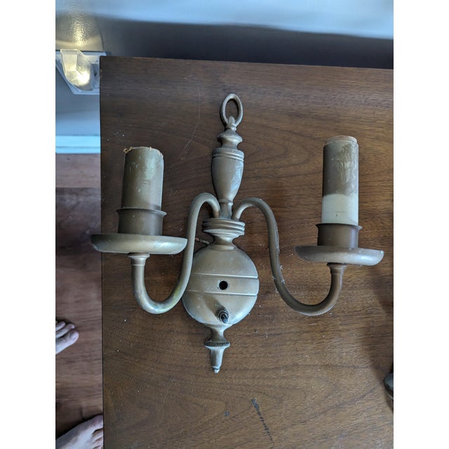 Antique sconces AUCTION VALUE 300 - 500 USD INSURANCE VALUE 700 USD GUARANTEE LINE Wall scones. DATE Thu May 30 2024 Your...
