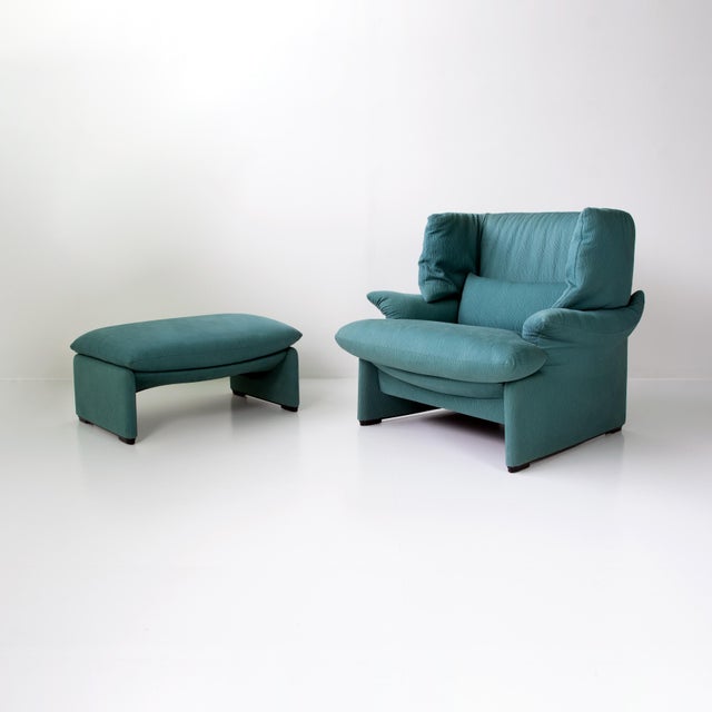 Portovenere Lounge Chair with Ottoman by Vico Magistretti for Cassina, 1980s, Set of 2 For Sale - Image 10 of 11