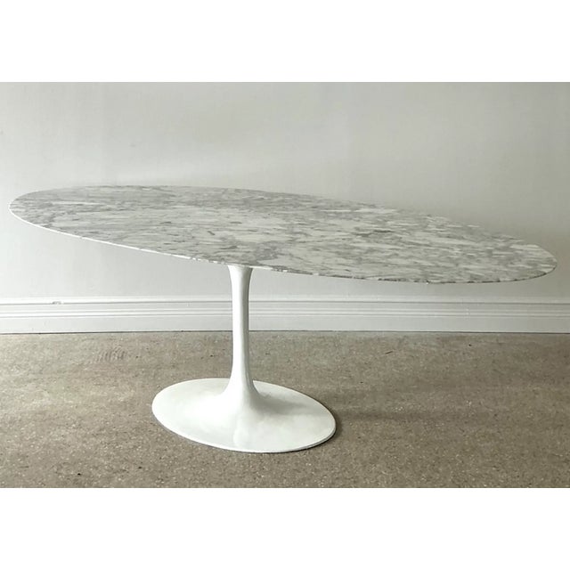 Stone Gray Vintage Marble Tulip Dining Table After Saarinen For Sale - Image 8 of 12