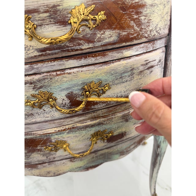 1990s Authentic Made in Italy Bombe Commode - Distressed Painted 3 Drawer Nightstand, Vintage Italian Florentine Accent Chest, Gilt Table 28" For Sale - Image 15 of 18