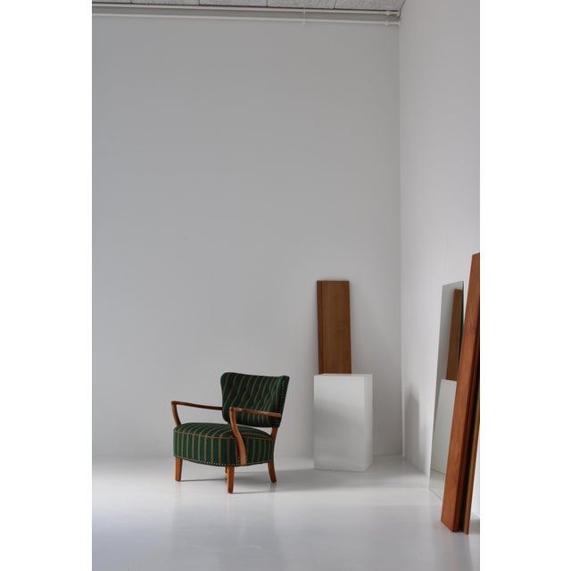 Danish Modern Lounge Chair in Oak & Traditional Danish Olmerdug Wool by Henning Kjærnulf, 1950s For Sale - Image 3 of 18