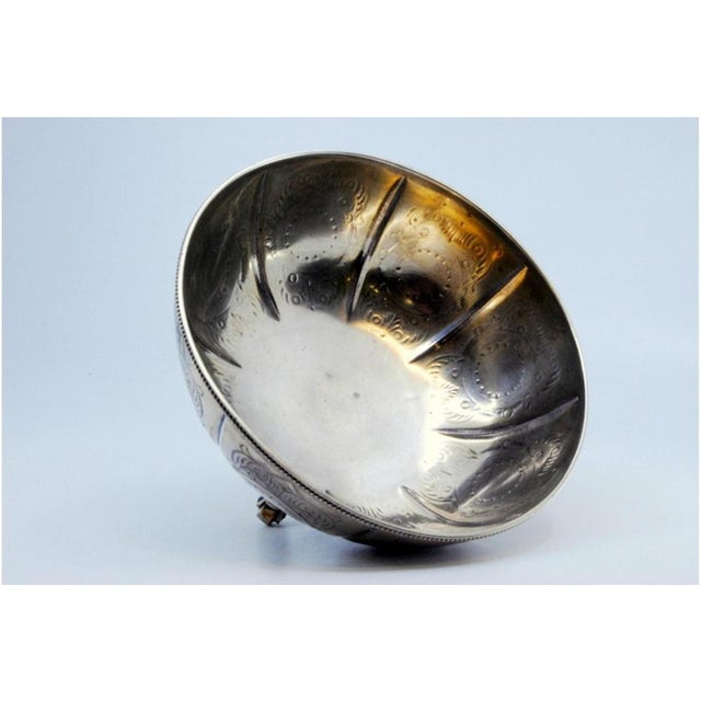 Silver Candy Box with Engravings, Pearled Rim and Feet with Palmettes For Sale - Image 3 of 10