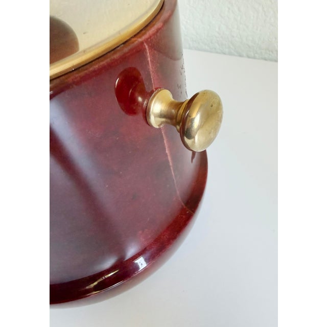 Aldo Tura Oxblood Lacquered Goat Skin Ice Bucket, Italy, 1960s For Sale - Image 9 of 16