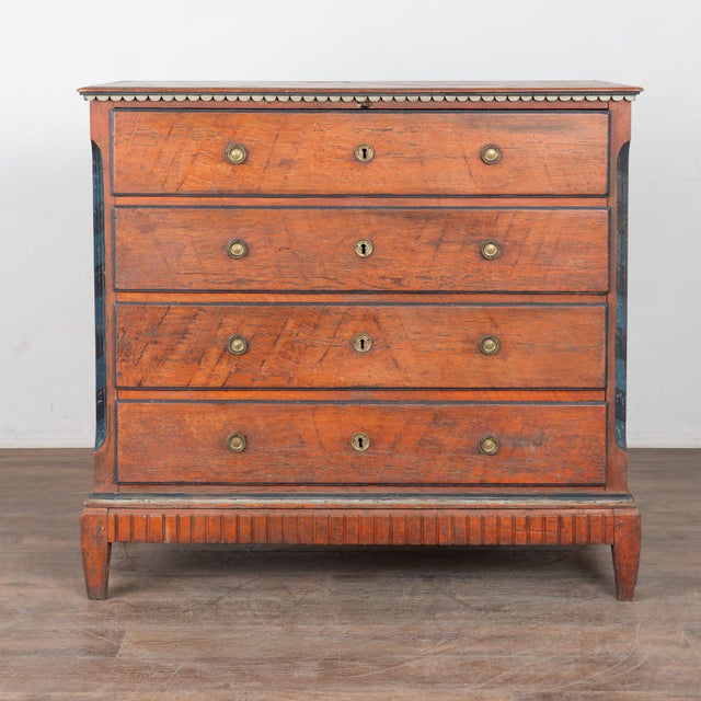 Folk Art Early 19th Century Danish Pine Large Chest of Four Drawers With Original Painted Finish For Sale - Image 3 of 18