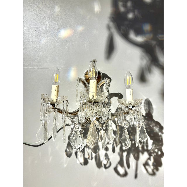 This refined pair of Italian Maria Teresa appliqués from the 1950s exemplifies timeless mid-20th century craftsmanship,...