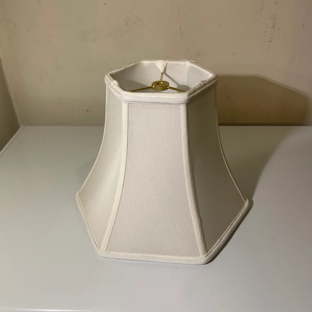 Traditional Hexagonal Lamp Shade For Sale - Image 3 of 3