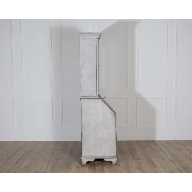 Wood Early 19th Century Swedish Painted Secretary Cupboard in Grey with Patina For Sale - Image 7 of 9
