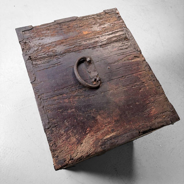 Antique Japanese Portable Chest, 1800 For Sale - Image 9 of 16