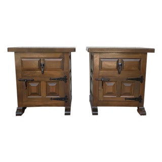 Early 20th Century Pair of Spanish Nightstands with One Drawers, Door and Iron Hardware For Sale