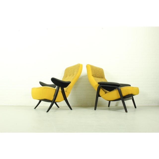 Artifort Vintage Model 107 & 137 Chairs in Kvadrat Hallingdal by Theo Ruth for Artifort, 1960s, Set of 2 For Sale - Image 4 of 18