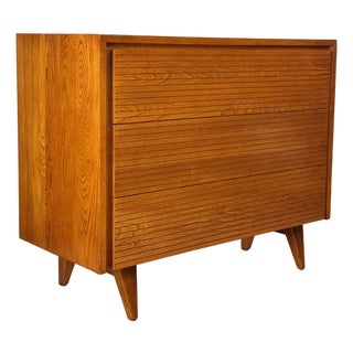 Mid-Century Modern Slatted Elm Wood Low Boy Credenza Dresser For Sale