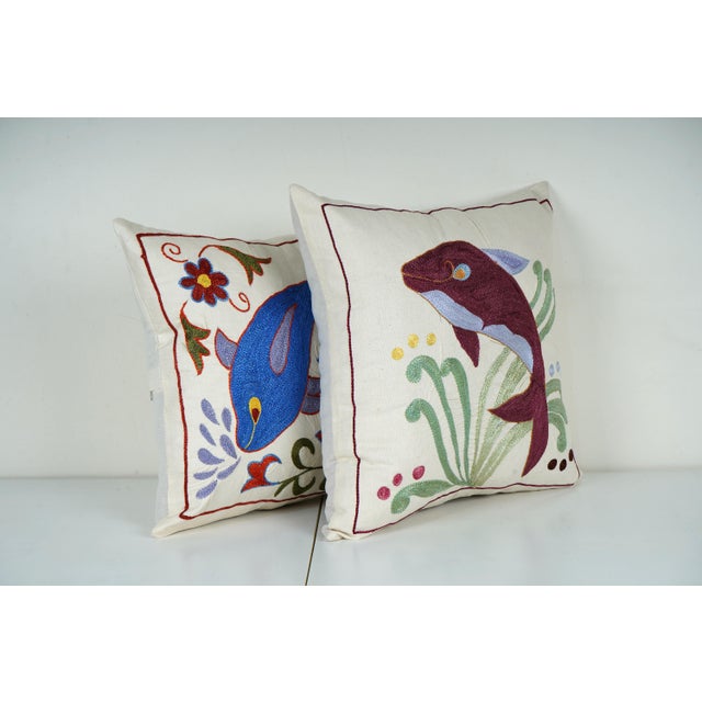 Uzbek Suzani Pillow Cover Elevate your home decor with our Turkish Suzani Pillow Cover, featuring exquisite vintage Uzbek...