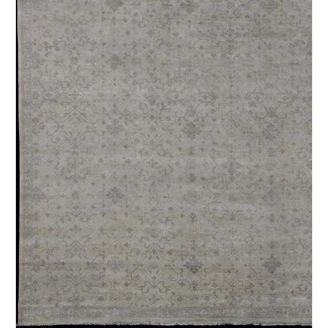 Indian Large Transitional Rug With All-Over Design in Tan, Gray, Silver, Light Taupe For Sale - Image 3 of 13