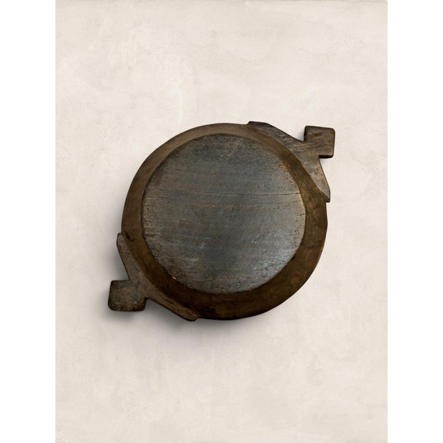 1920s Antique Hand-Carved Primitive English Parat Bowl For Sale - Image 5 of 7