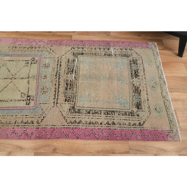 1970s 1970s Vintage Handmade Wool Cotton Turkish Beige Runner Rug For Sale - Image 5 of 11