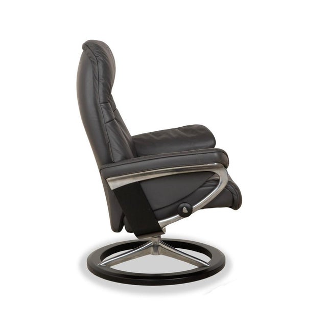 Set of Sunrise Leather Recliner with Ottoman from Stressless For Sale - Image 15 of 18