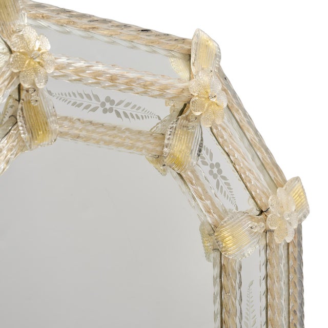 1940s Venetian Etched Glass Octagonal Mirror With Floral and Ribbon Details, Circa 1940 For Sale - Image 5 of 9