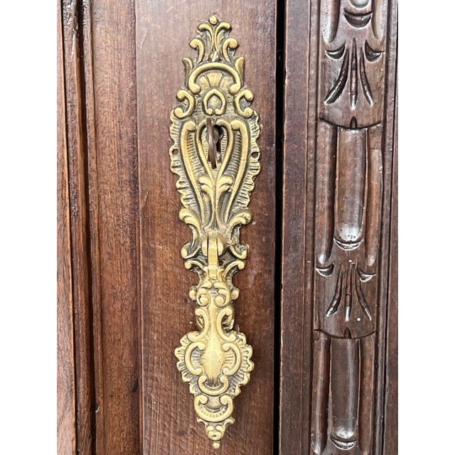 Late 19th Century Renaissance Spanish Buffet with Two Doors, Three Drawers For Sale - Image 11 of 18