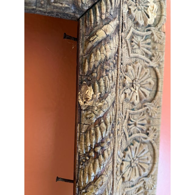 Antique Ornate Gesso Victorian Wood Picture Frame With a Floral Motif 22.5”x26.5” For Sale - Image 4 of 11