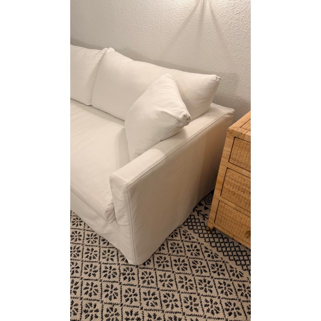 Modern Crate & Barrel Willow II White Cotton Slipcovered Bench Queen Sleeper Sofa For Sale - Image 3 of 9