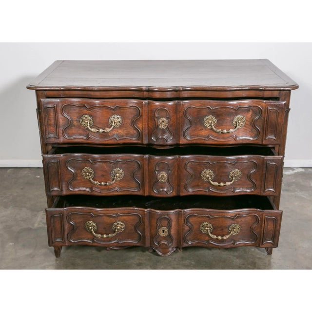 Mid 18th Century 18th Century French Louis XV Period Lyonnaise Commode en Arbalete For Sale - Image 5 of 10