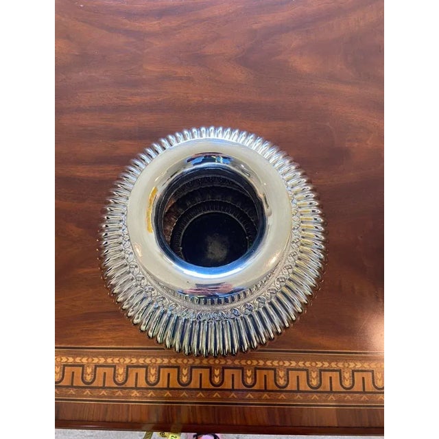 Large Neoclassical Silver Vase From Colombia For Sale In Los Angeles - Image 6 of 8