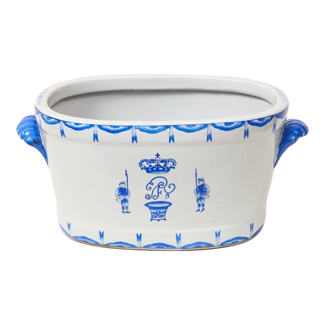 Chinese Export Style Porcelain Oval Basin For Sale